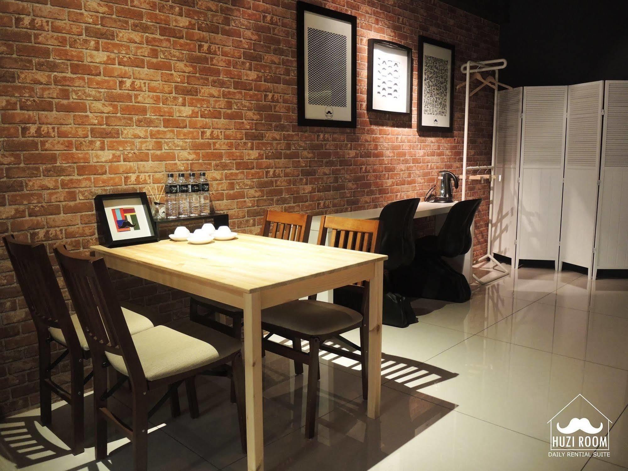 Huzi Room Tainan Eksteriør billede